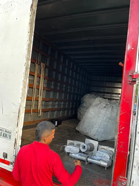 Pasamuro Acero Al Carbón Extremos Roscados